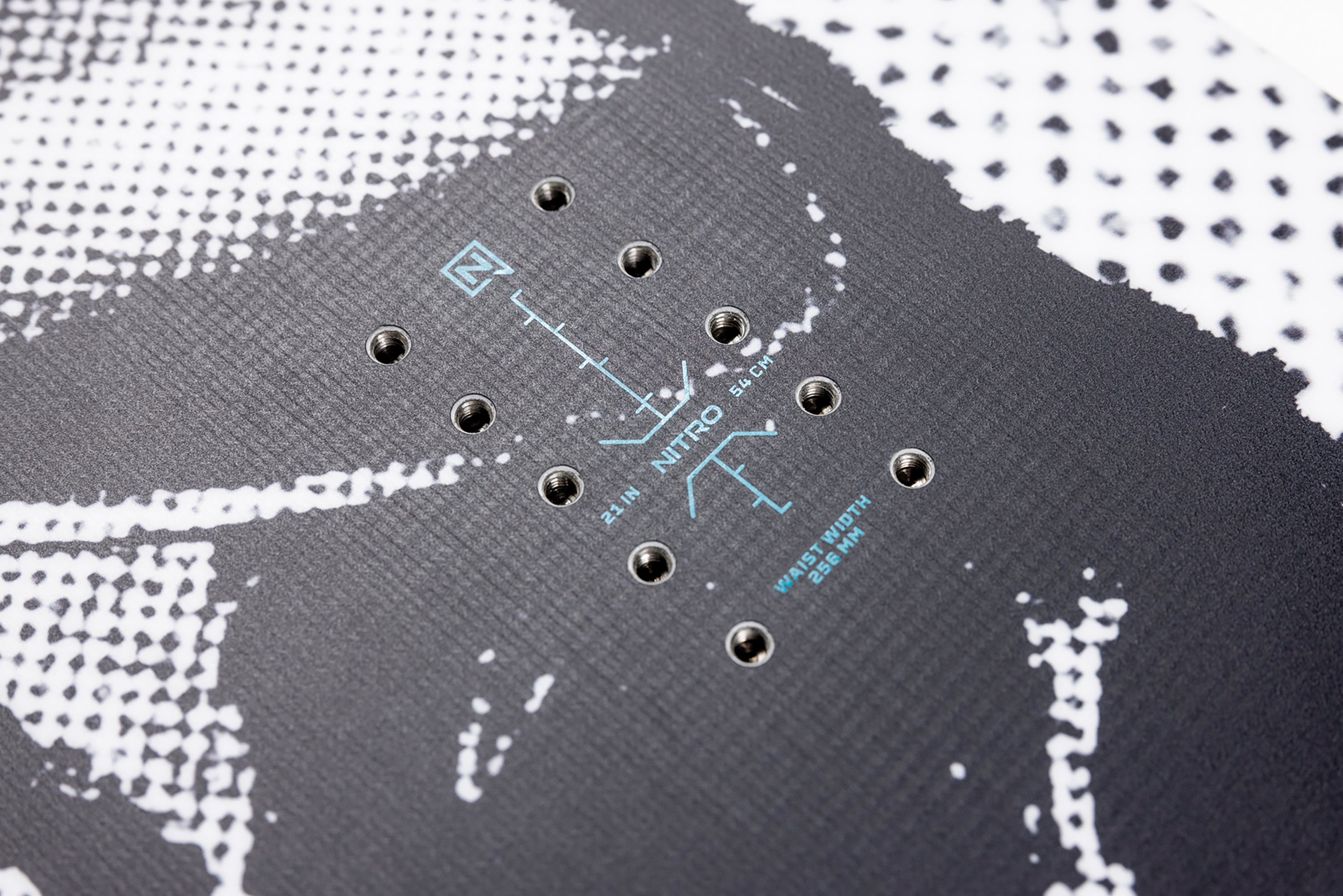 Nitro Alternator x Volcom Snowboard