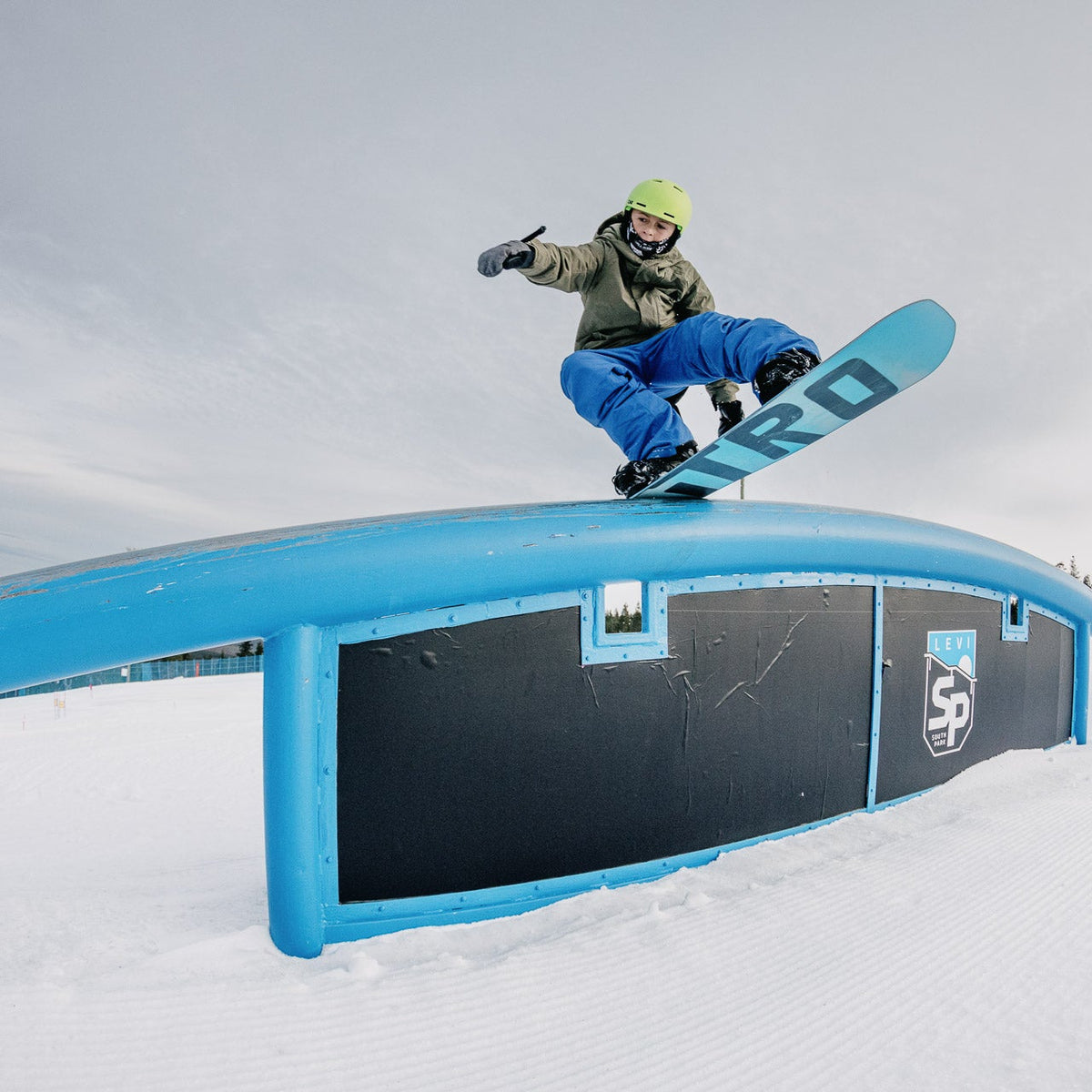nitro kids snowboards Junior Ripper Snowboard making it the perfect choice for kids of all abilities Nitro 2026 MINI THRILLS |