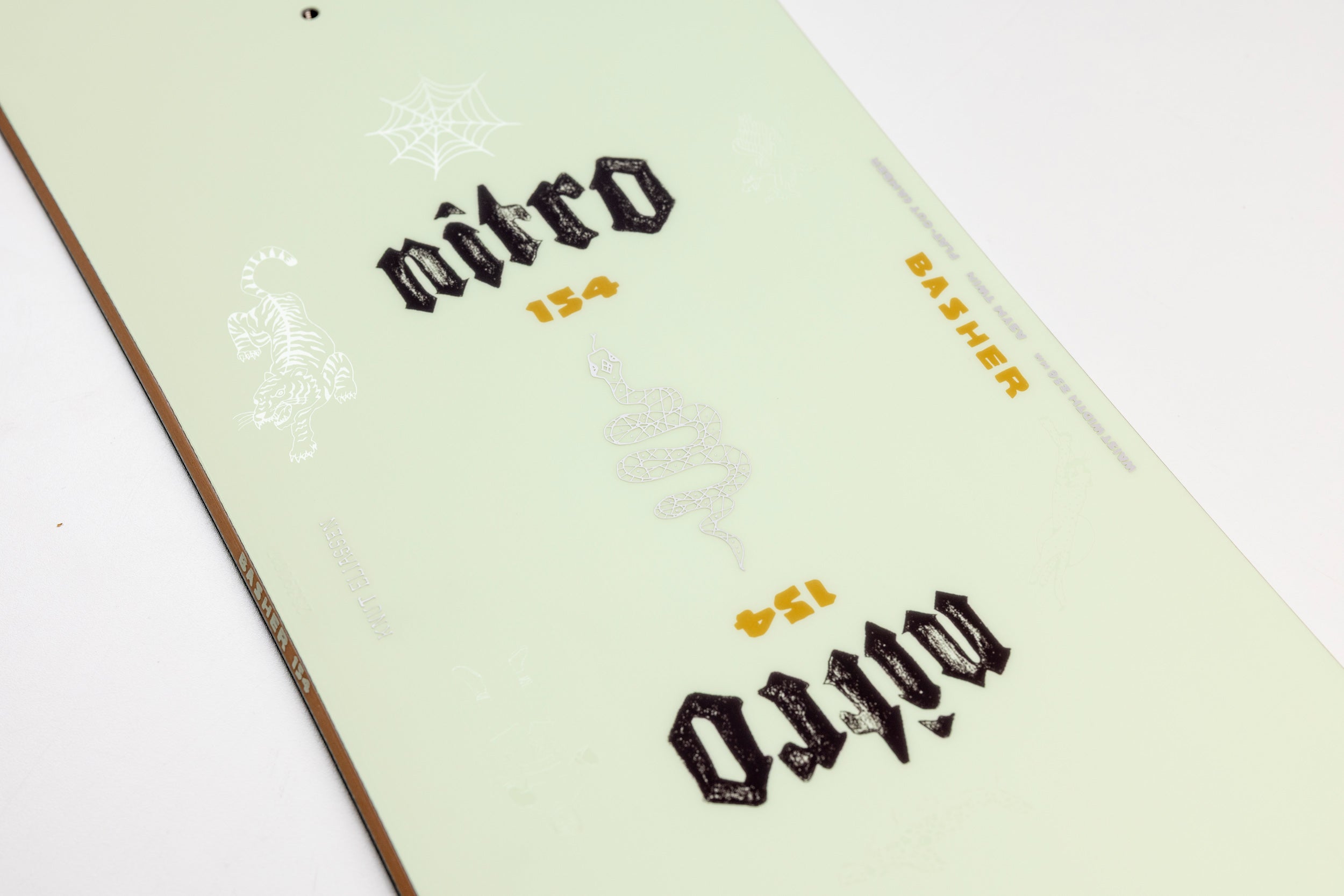 Nitro Basher Snowboard