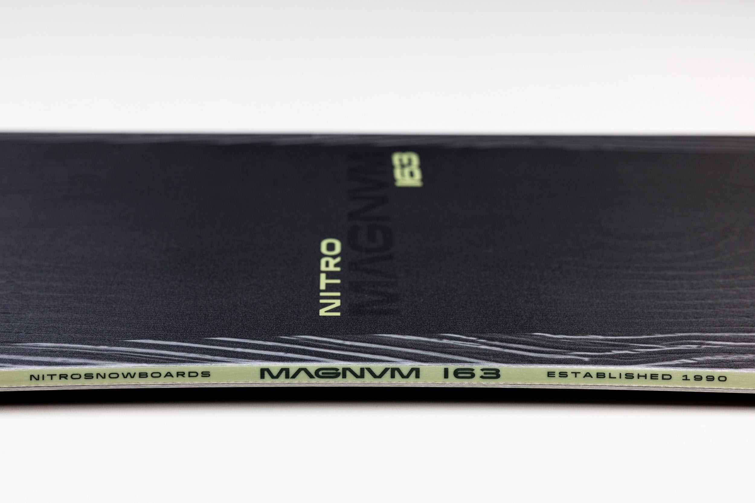 Nitro Magnum Snowboard
