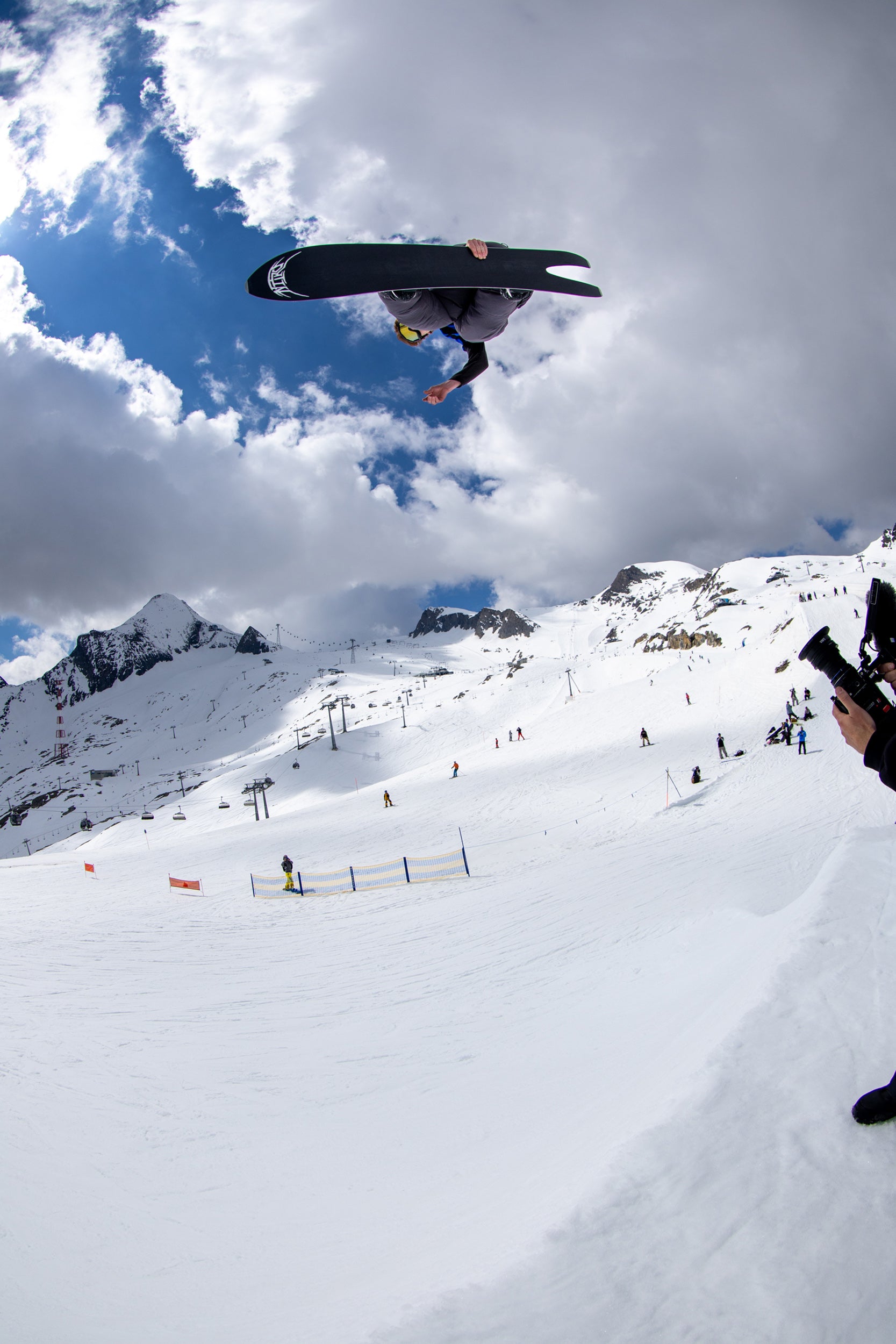 The 2026 Nitro Stiletto RS x Drew Hicken Snowboard - A Tribute to