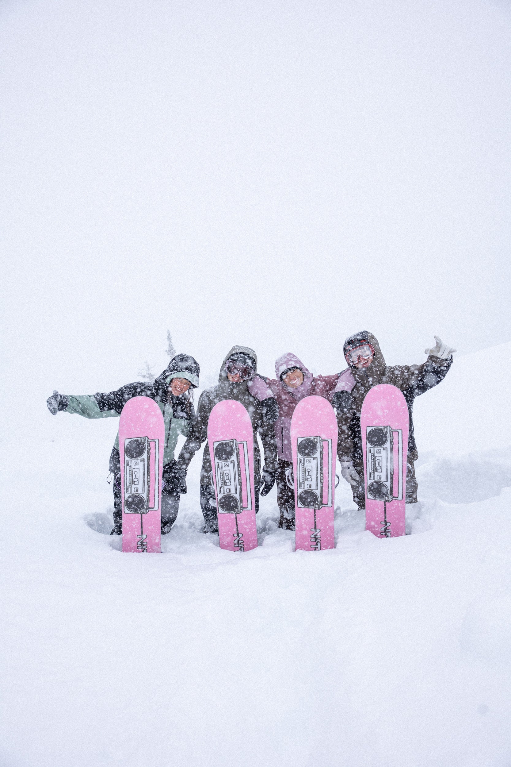 The 2026 Nitro Alternator x Hailey Women's Snowboard - The New