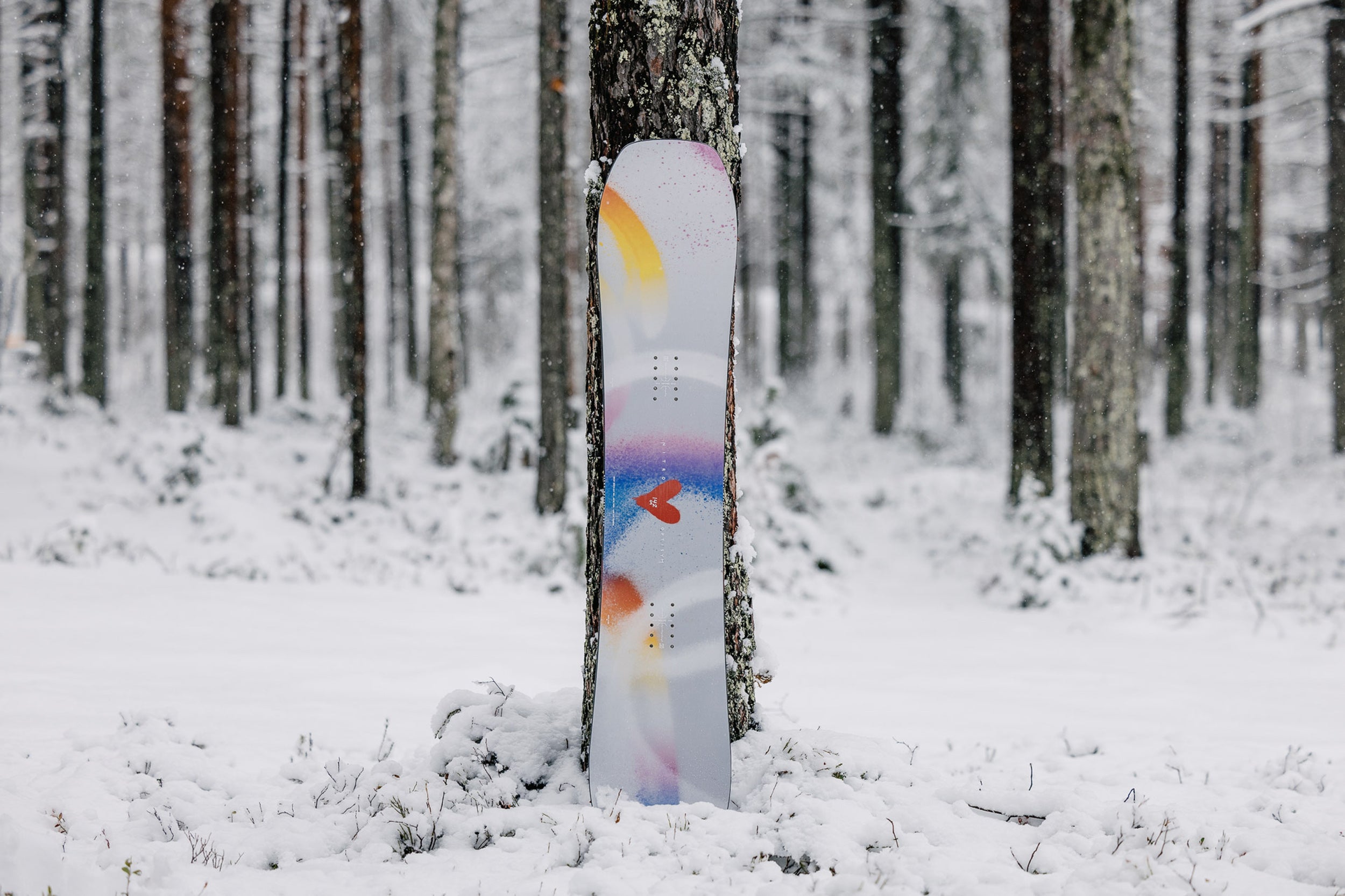 The 2026 Nitro Optisym Women Women's Snowboard - The Friendly