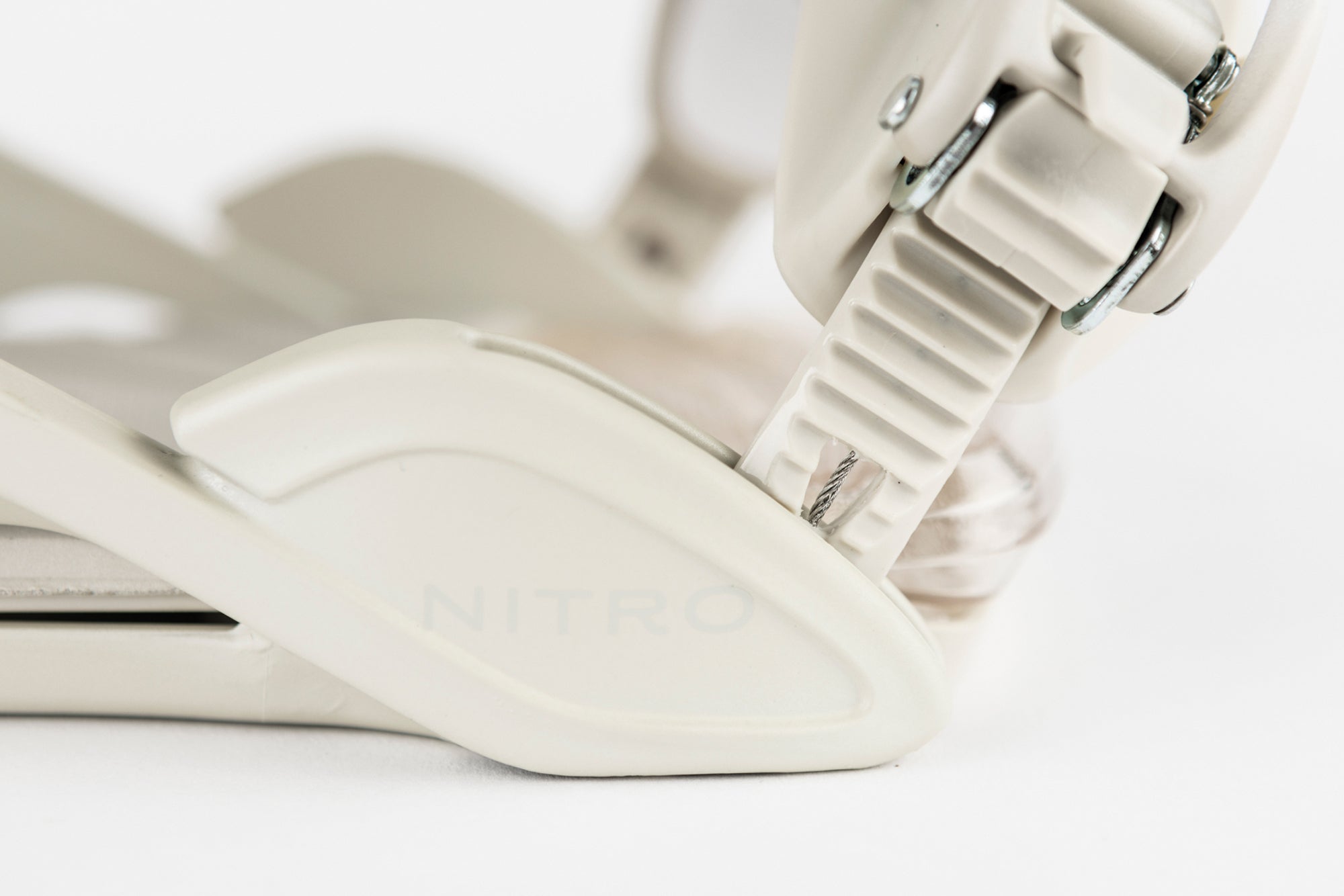 The 2026 Nitro Poison Women's Bindings