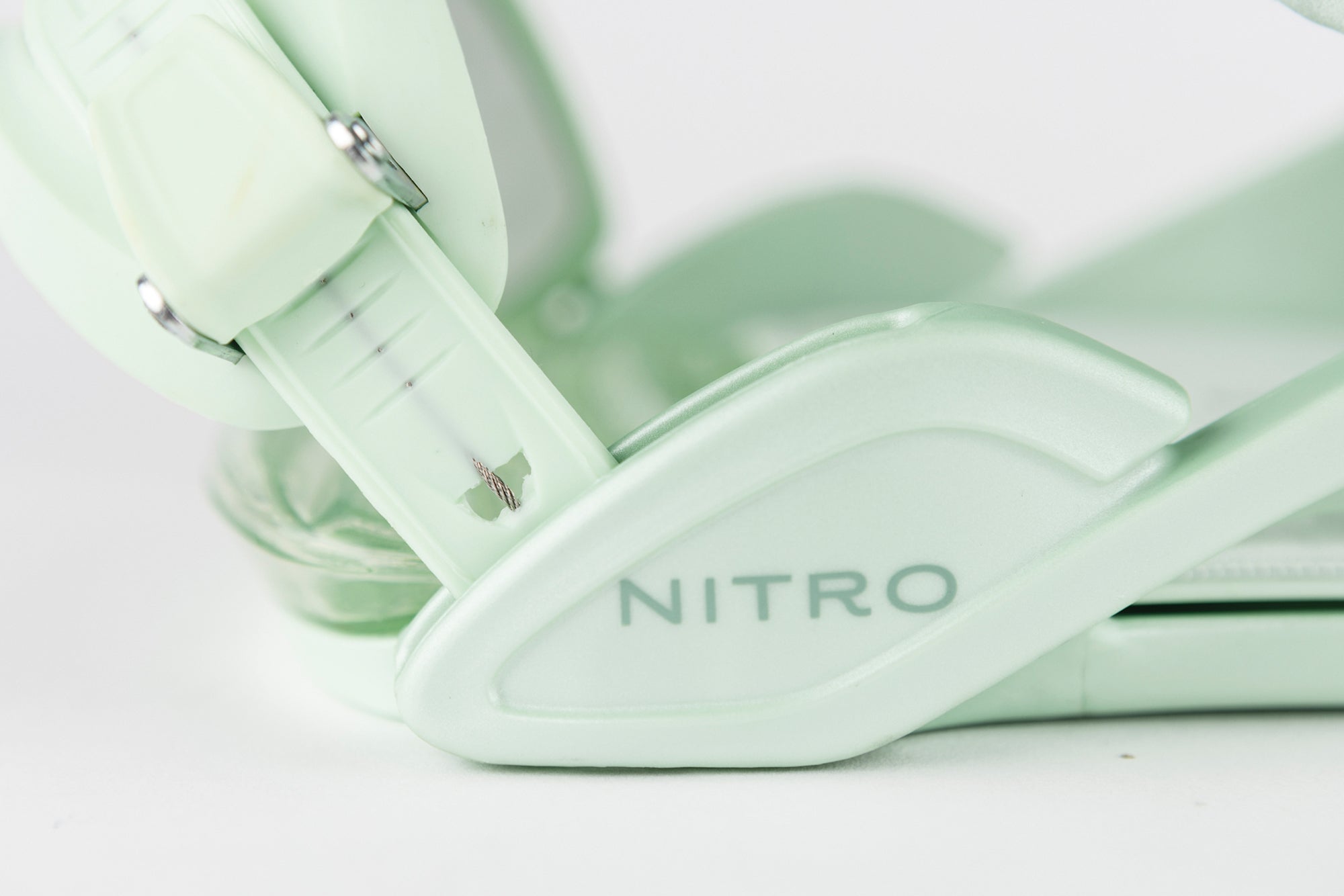 The 2026 Nitro Poison Women's Bindings