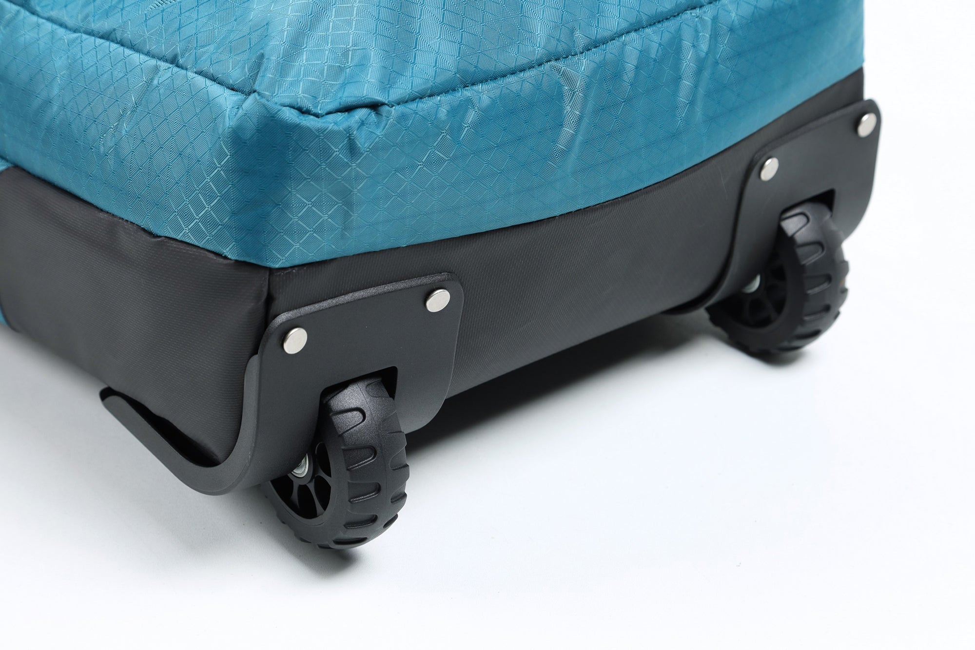 Tracker Wheelie Board Bag