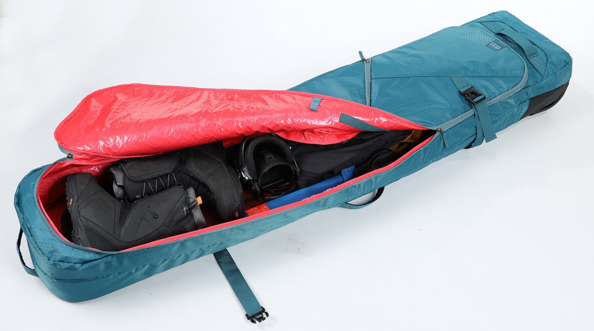 Tracker Wheelie Board Bag