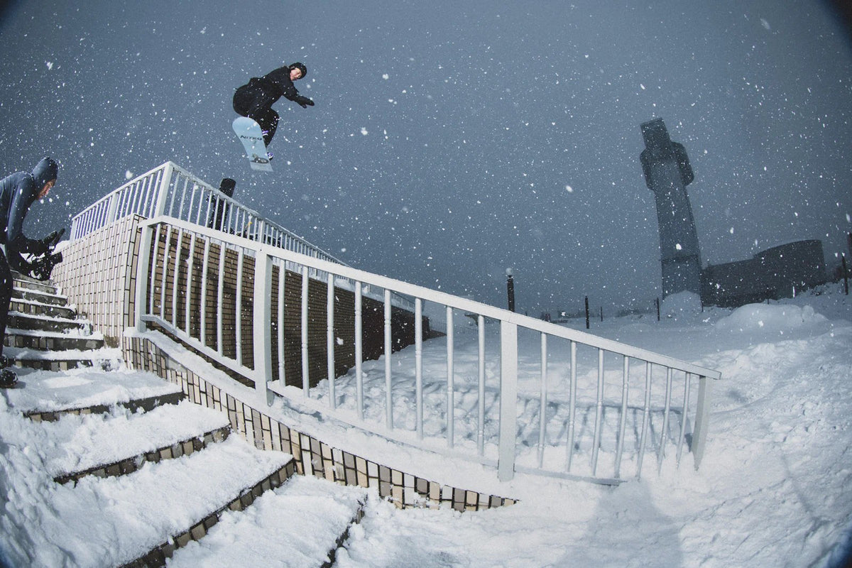 Iris Pham–Nitro Snowboarding–Action