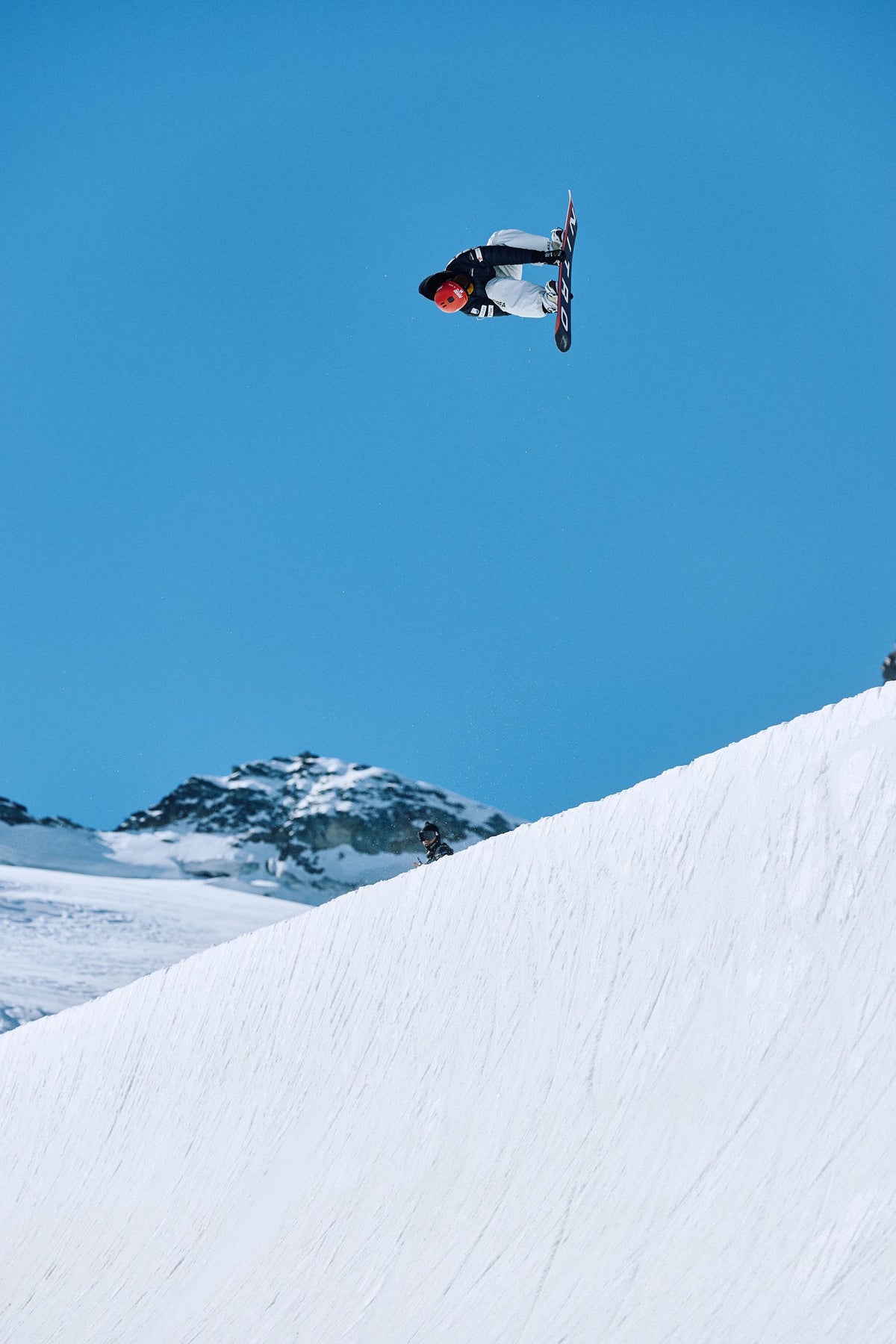 Jio Lee–Nitro Snowboarding–Action
