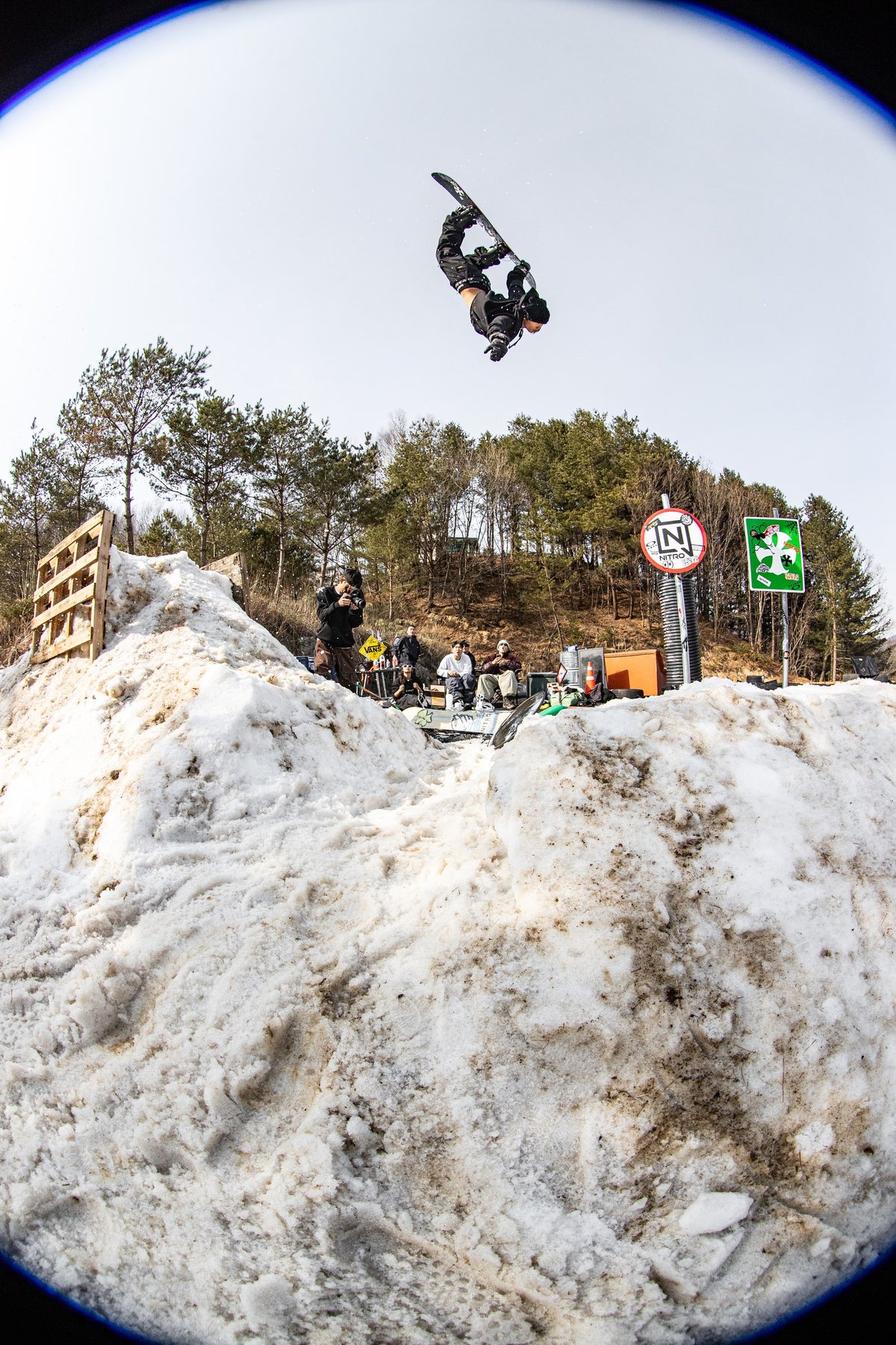 Minsik–Nitro Snowboarding–Action