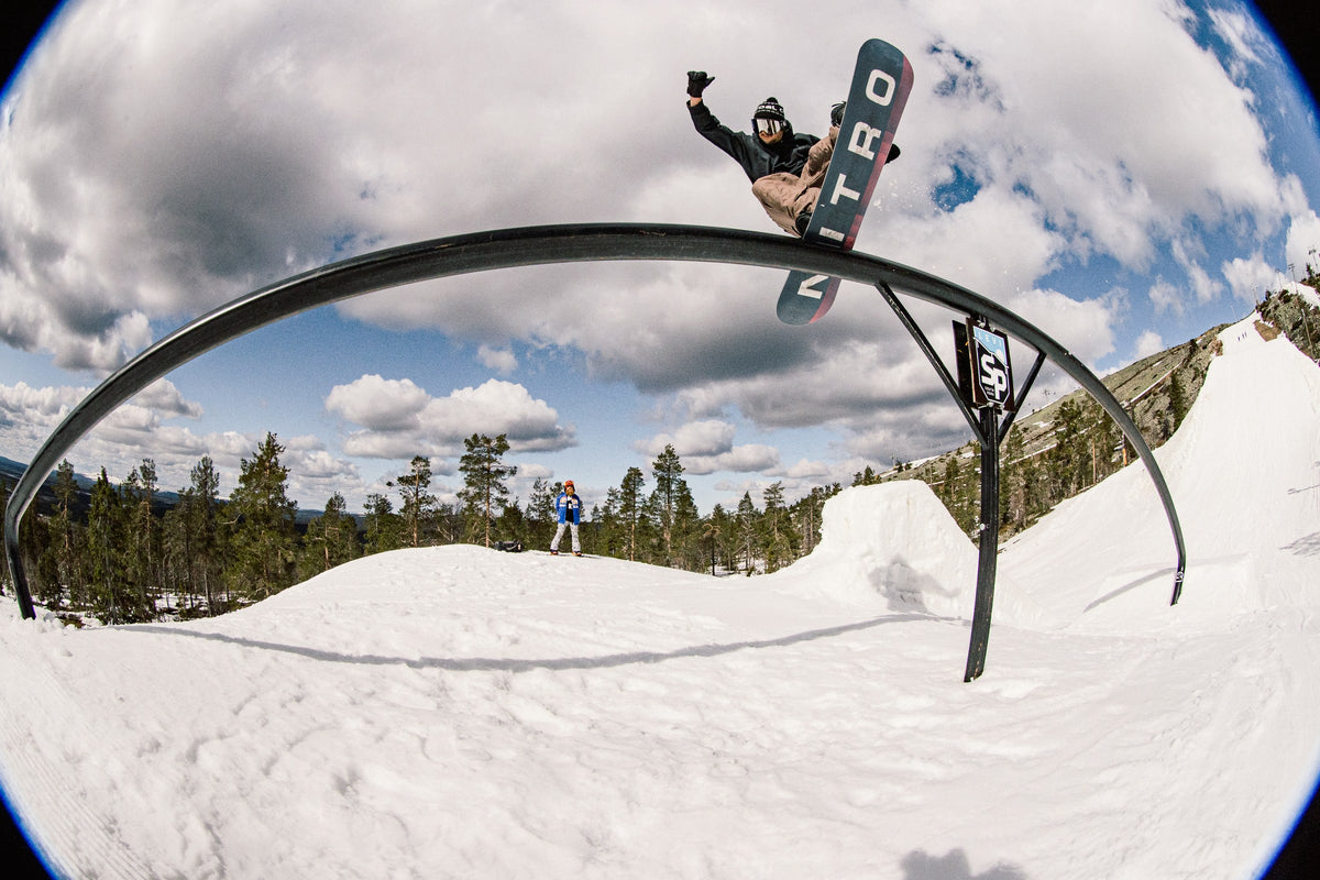 Tom Tramnitz–Nitro Snowboarding–Action