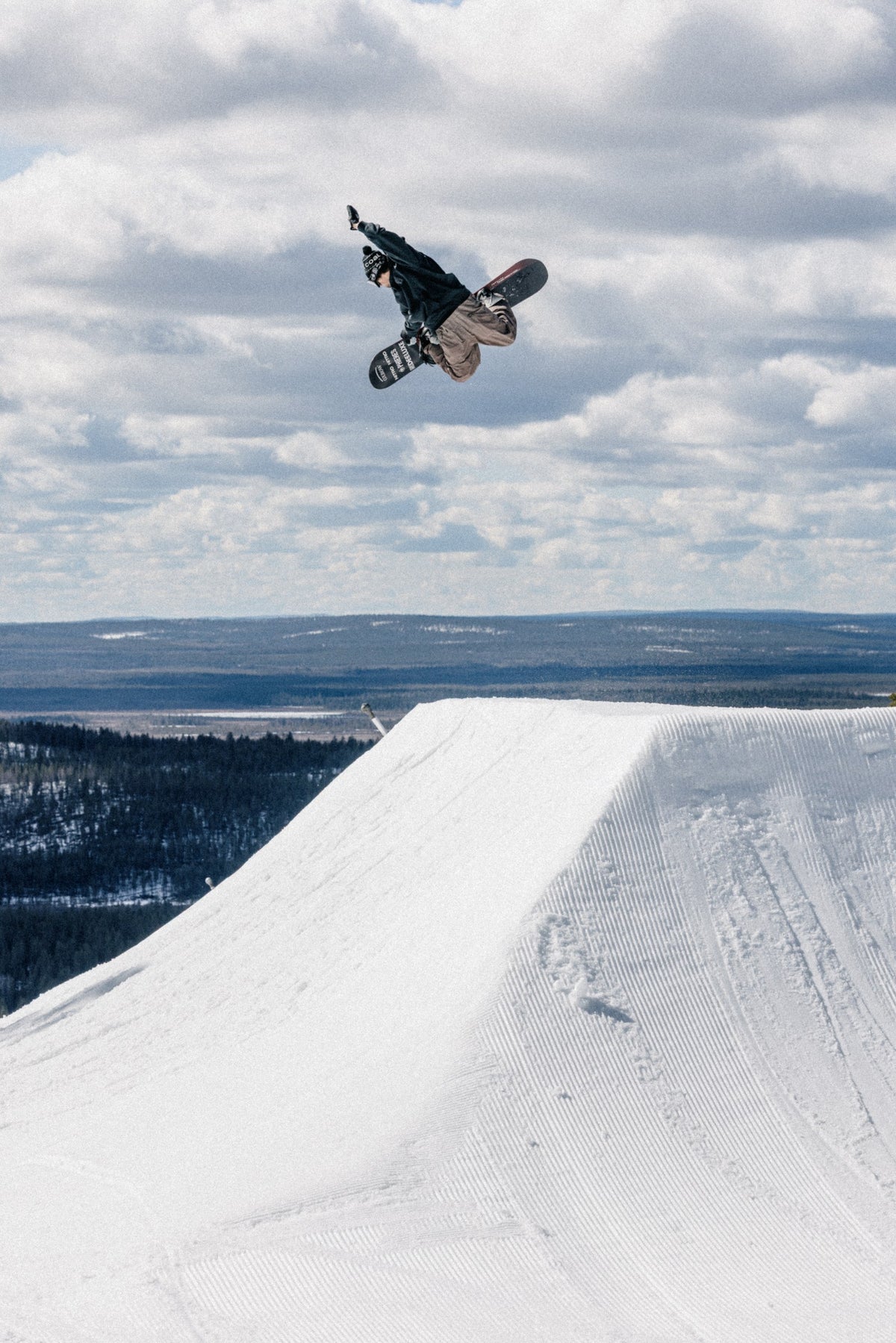 Tom Tramnitz–Nitro Snowboarding–Action